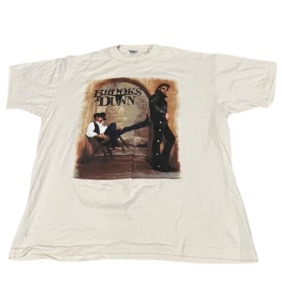 American Vintage Other - VTG Brooks & Dunn Shirt